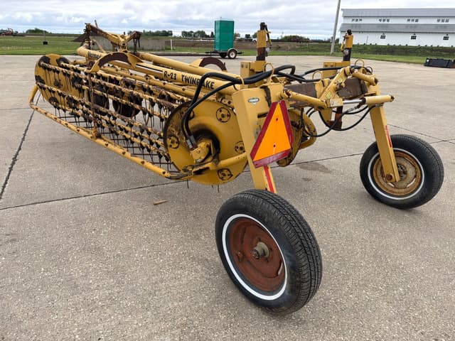Image of Vermeer R-23 equipment image 3