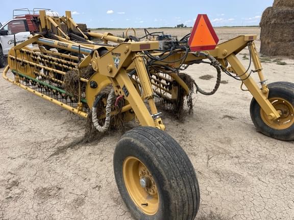 Image of Vermeer R24A equipment image 3