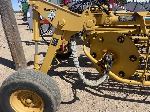 Image of Vermeer R24A equipment image 3