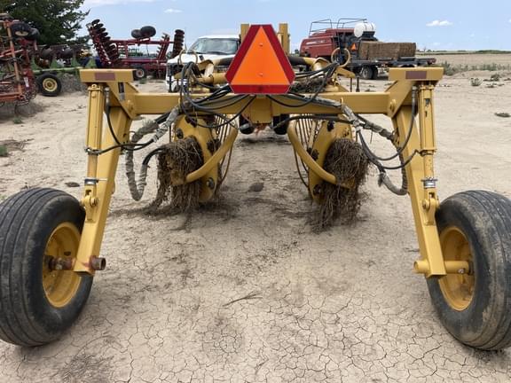 Image of Vermeer R24A equipment image 4