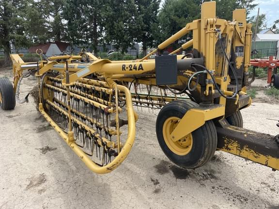Image of Vermeer R24A equipment image 1