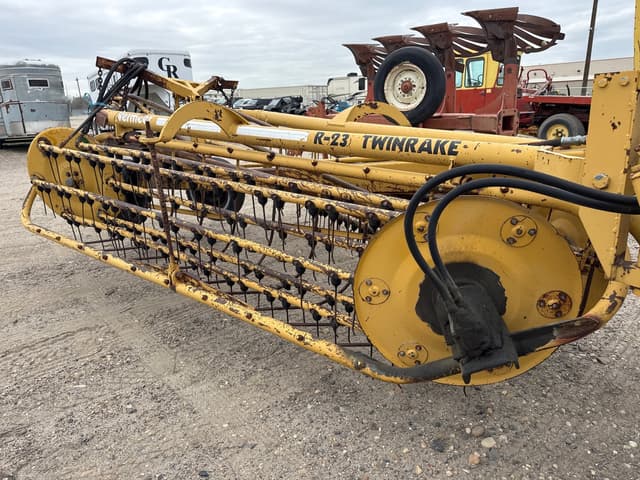 Image of Vermeer R-23 equipment image 4