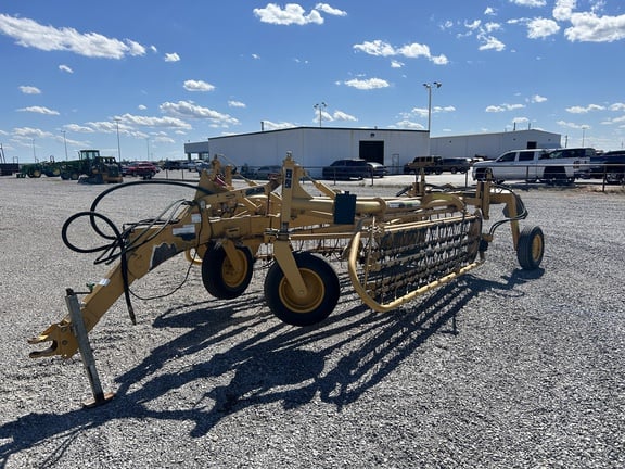 SOLD - Vermeer R2300 Stock No. 264714 Hay and Forage | Tractor Zoom