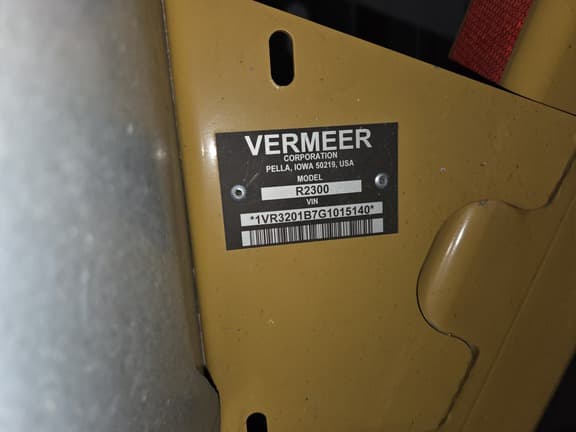 Image of Vermeer R2300 equipment image 4