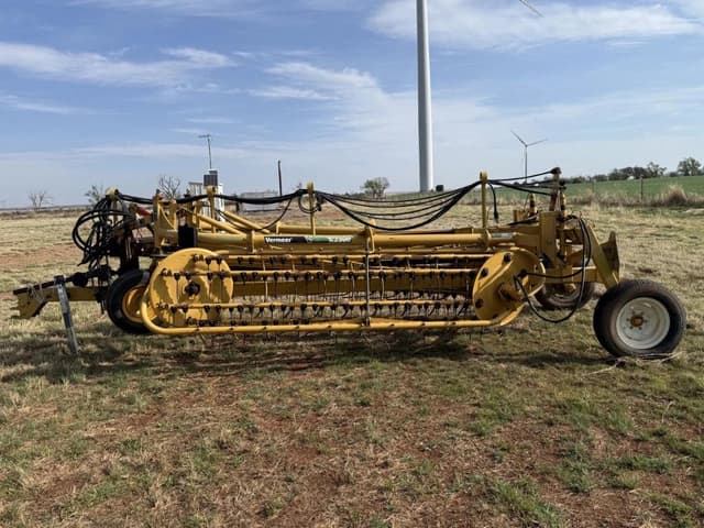 Image of Vermeer R2300 equipment image 1