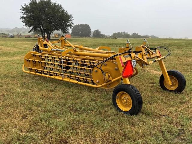 Image of Vermeer R2300 equipment image 3