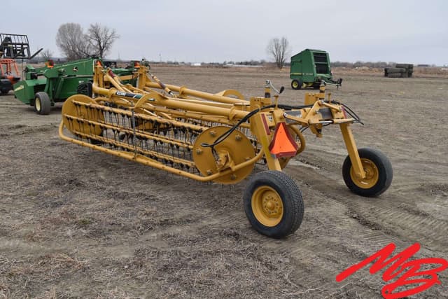 Image of Vermeer R2300 equipment image 3