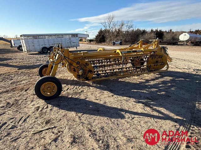 Image of Vermeer R2300 equipment image 3