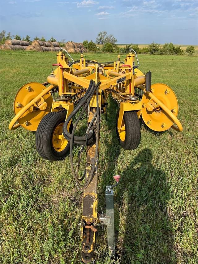 Image of Vermeer R2300 equipment image 3
