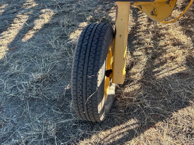 Image of Vermeer R23A equipment image 4