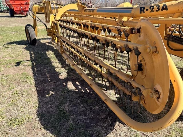 Image of Vermeer R23A equipment image 3