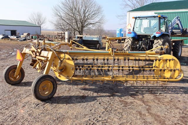 Image of Vermeer R23A equipment image 4