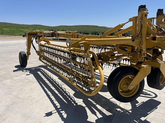 Image of Vermeer R2800 equipment image 3