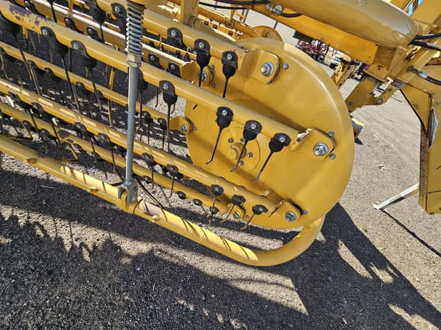 Image of Vermeer R2800 equipment image 4