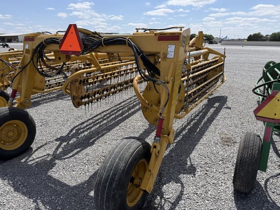 Image of Vermeer R2800 equipment image 3