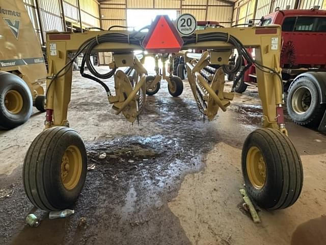 Image of Vermeer R2800 equipment image 3
