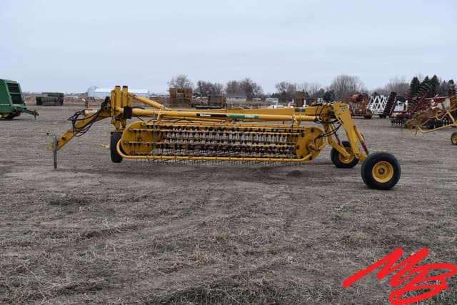 Image of Vermeer R2800 equipment image 2