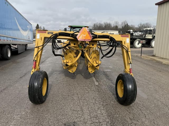 Image of Vermeer R2800 equipment image 3