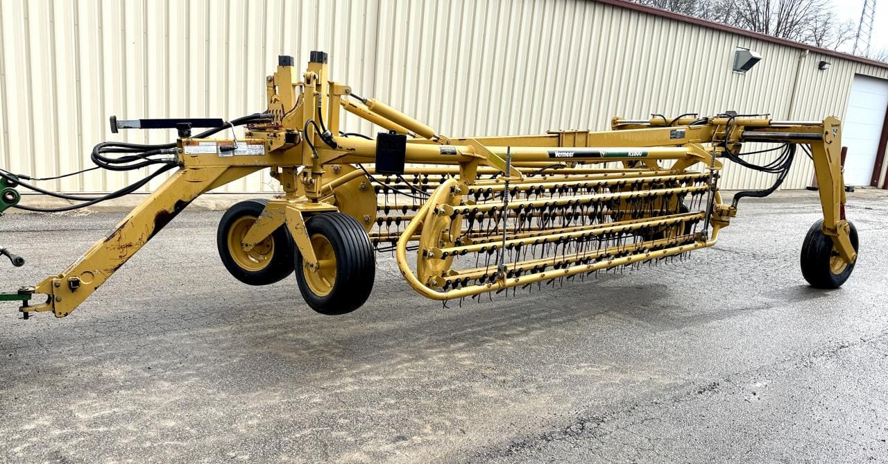 Vermeer R2800 Equipment Image0