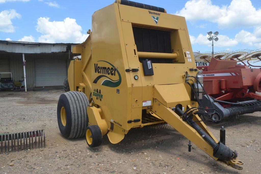 Image of Vermeer 604 Super M Primary image
