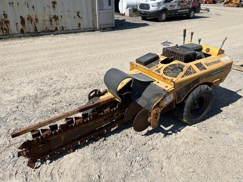 Main image Vermeer RT200