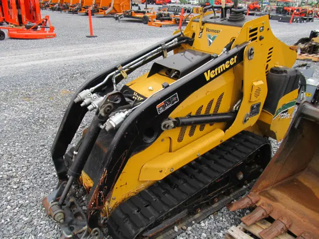Image of Vermeer S725TX equipment image 1