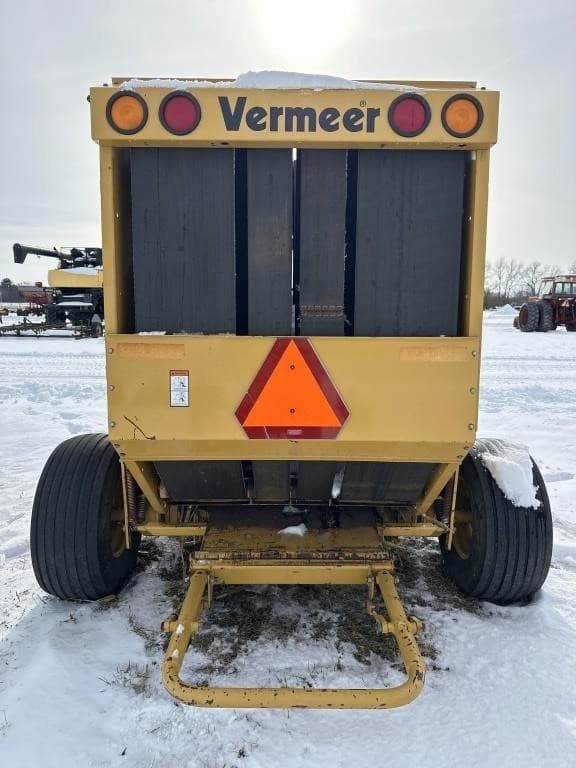 Image of Vermeer 554XL equipment image 4