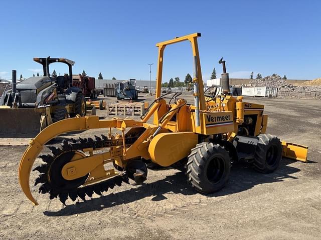 Image of Vermeer V-440 equipment image 2
