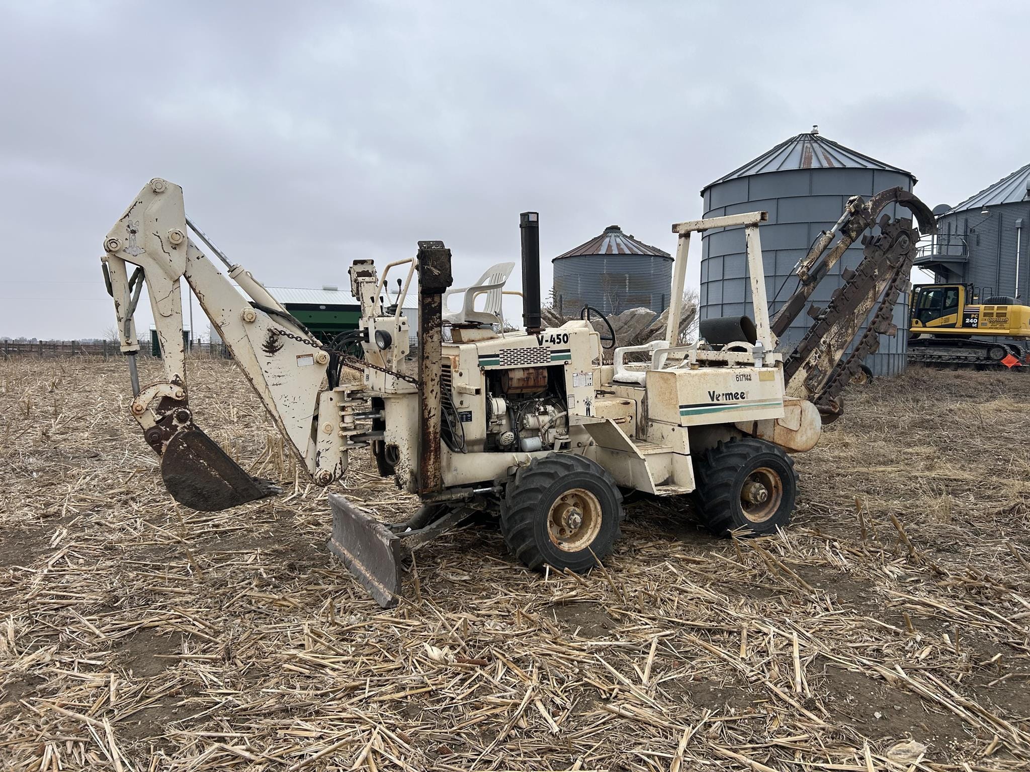 Vermeer V450 Equipment Image0