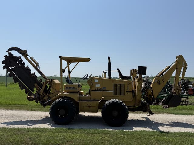 Image of Vermeer V8050 equipment image 4