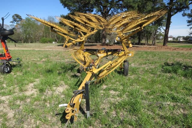 Image of Vermeer VR1022 equipment image 1