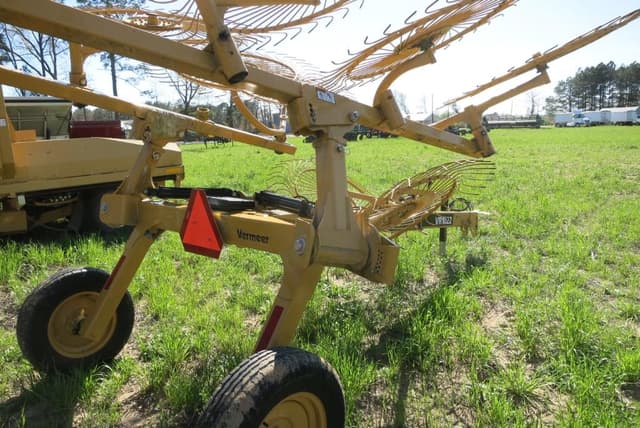 Image of Vermeer VR1022 equipment image 4