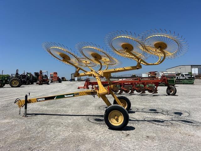 Image of Vermeer VR820 equipment image 1