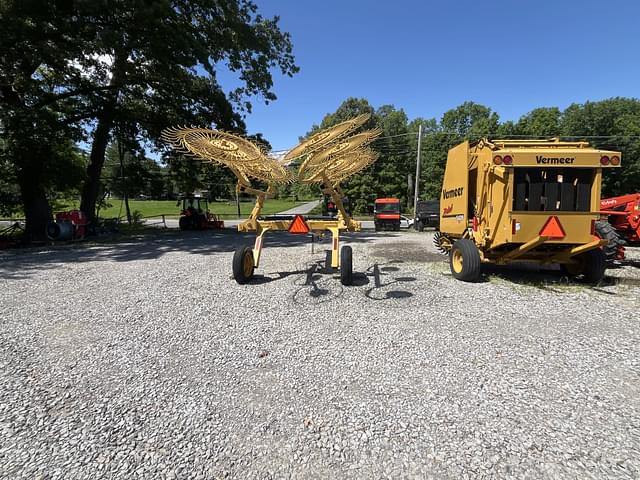 Image of Vermeer VR820 equipment image 2