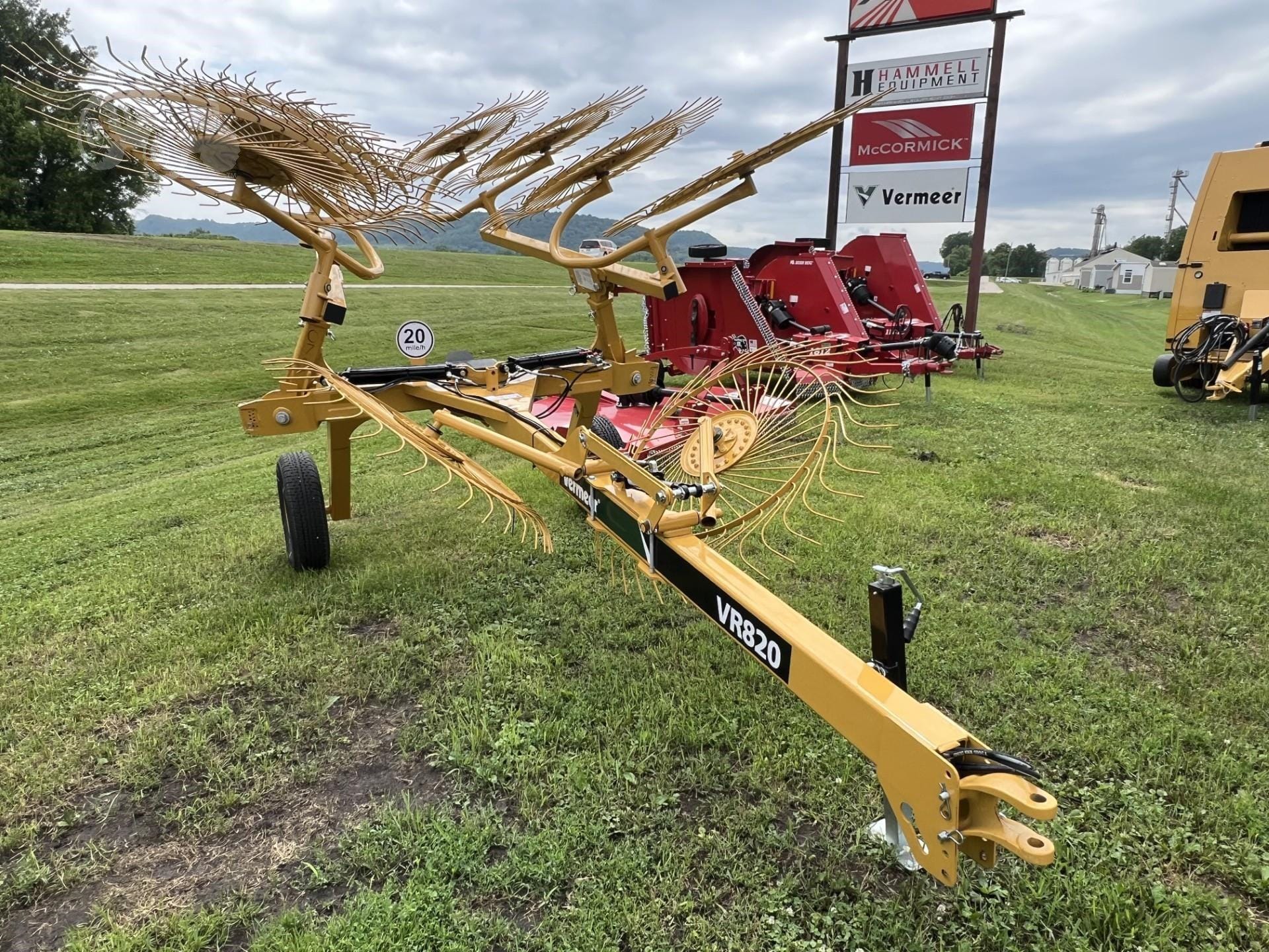 Vermeer VR820 Equipment Image0