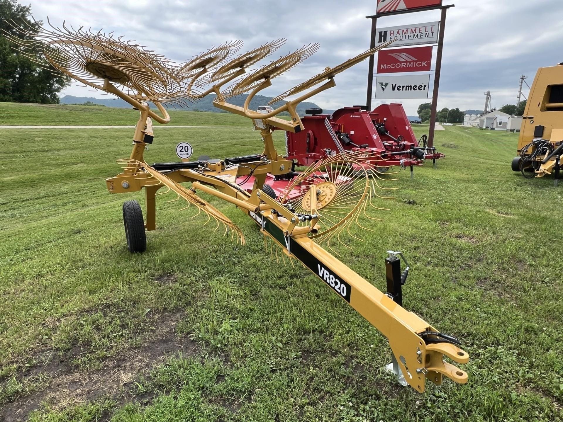 Vermeer VR820 Equipment Image0
