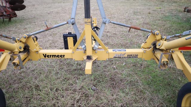 Image of Vermeer WR220 equipment image 4