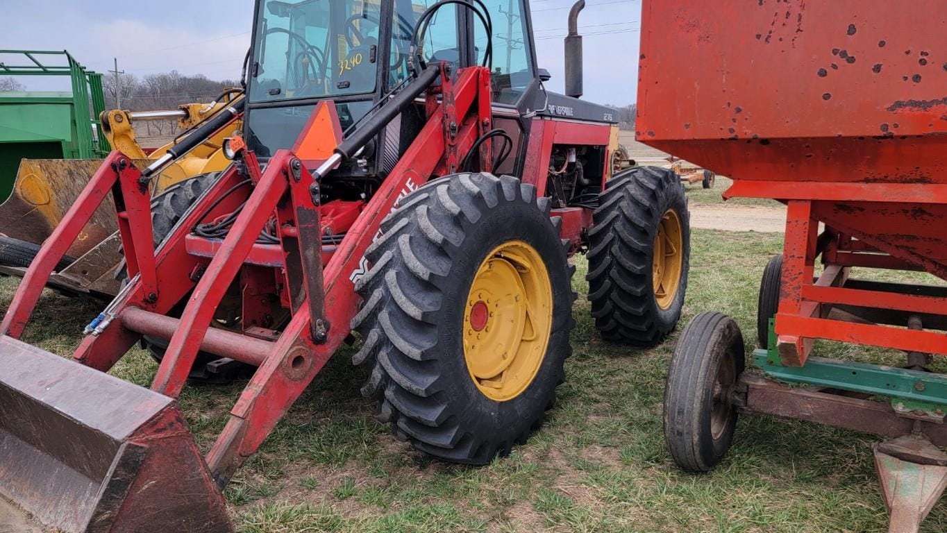 Versatile 276 Equipment Image0