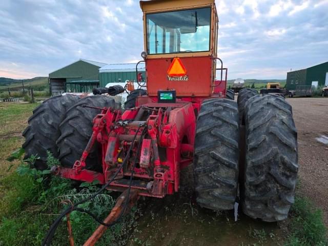 Image of Versatile 145 equipment image 1