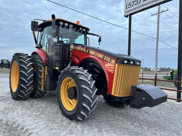 Image of Versatile 275 equipment image 4