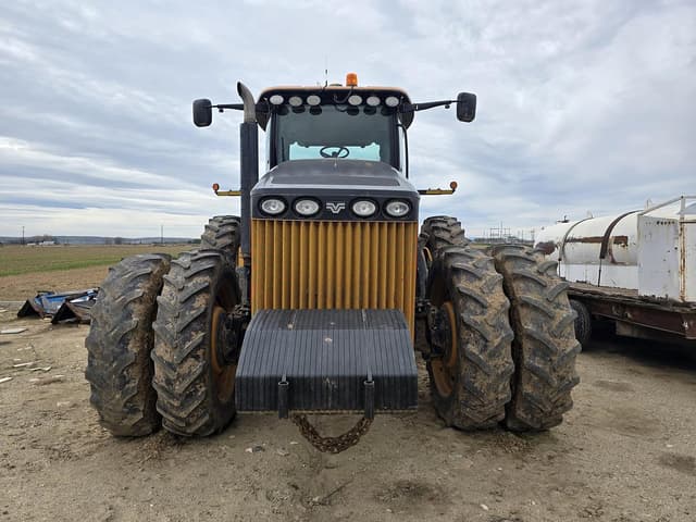 Image of Versatile 335 equipment image 1