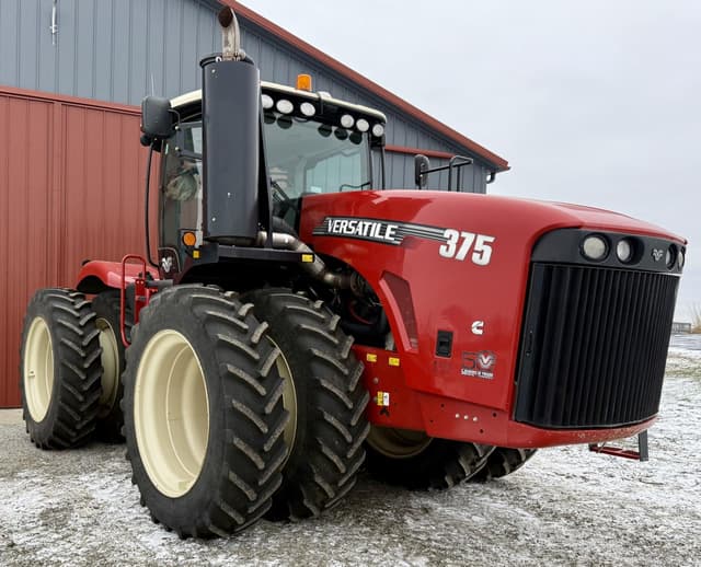 Image of Versatile 375 equipment image 3