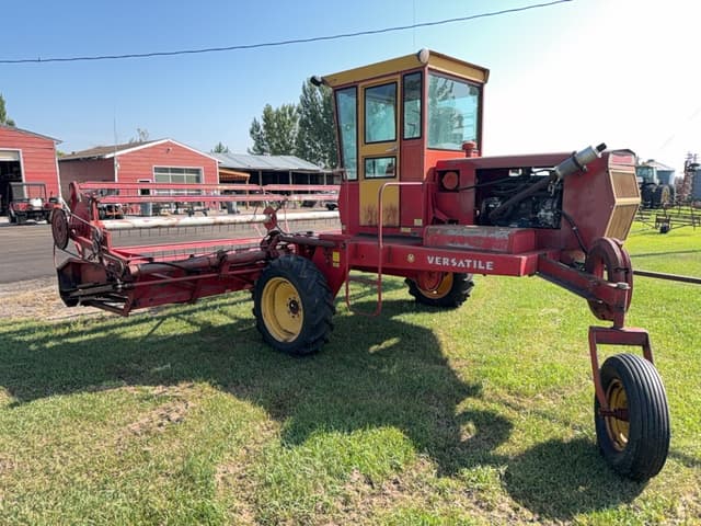 Image of Versatile 400 equipment image 2