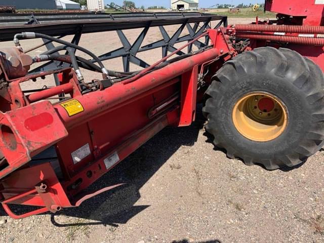 Image of Versatile 4400 equipment image 3