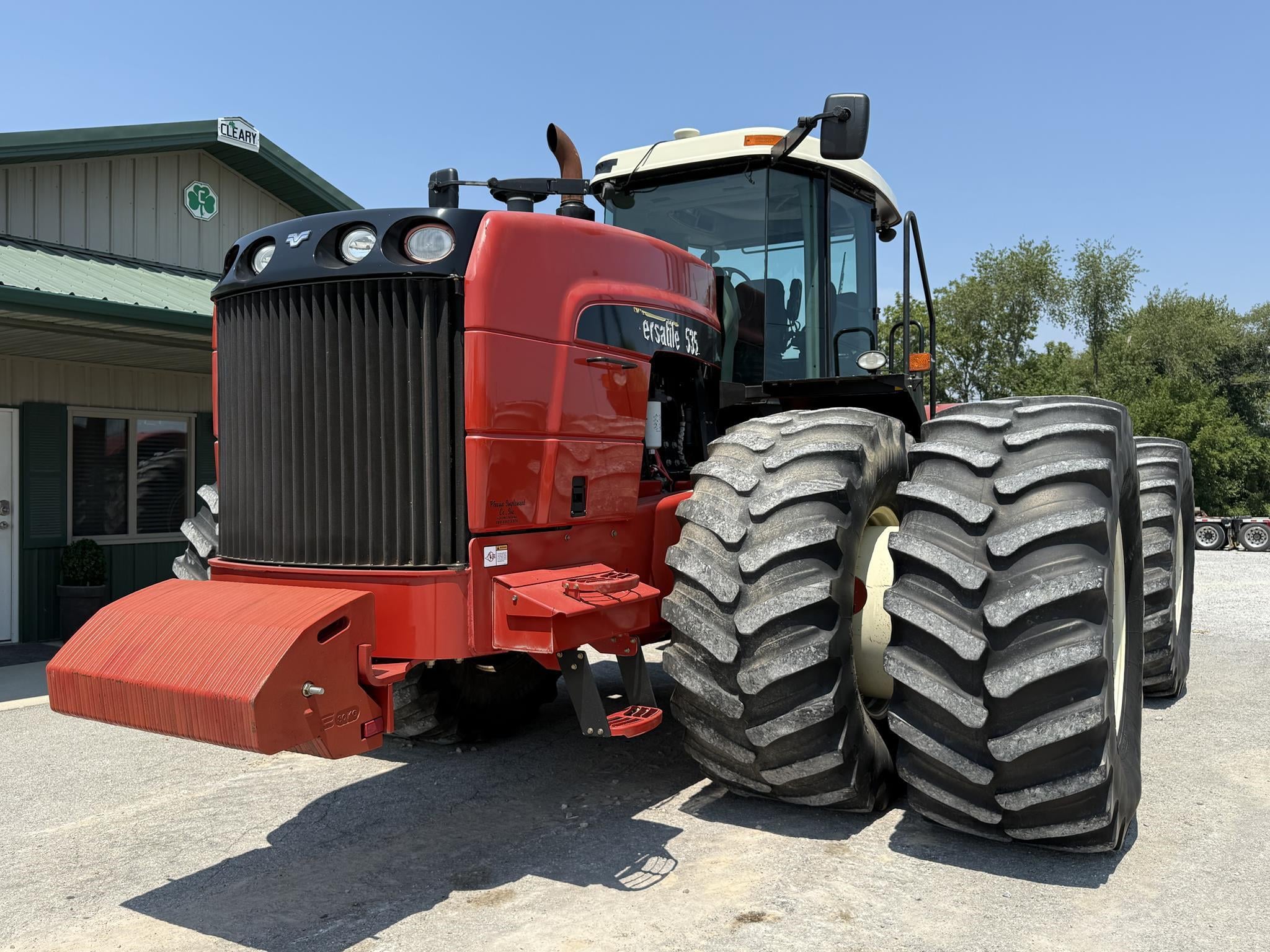 SOLD - Versatile 535 Lot No. 113 Tractors with 3,640 Hrs | Tractor Zoom