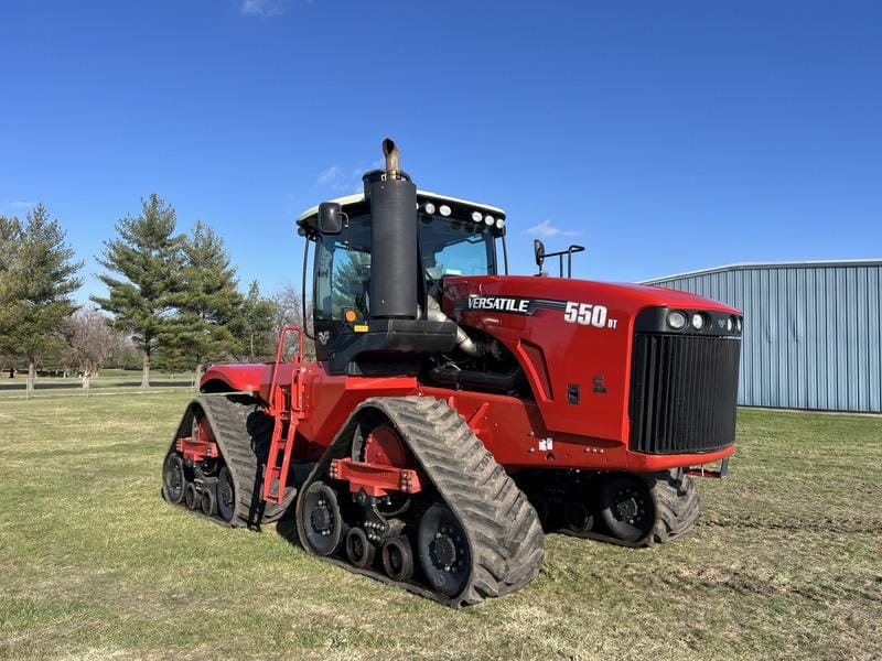 Main image Versatile 550DT