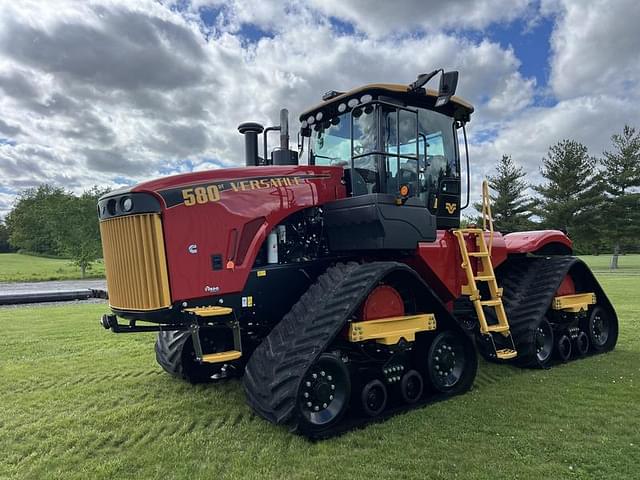 Image of Versatile 580DT equipment image 1