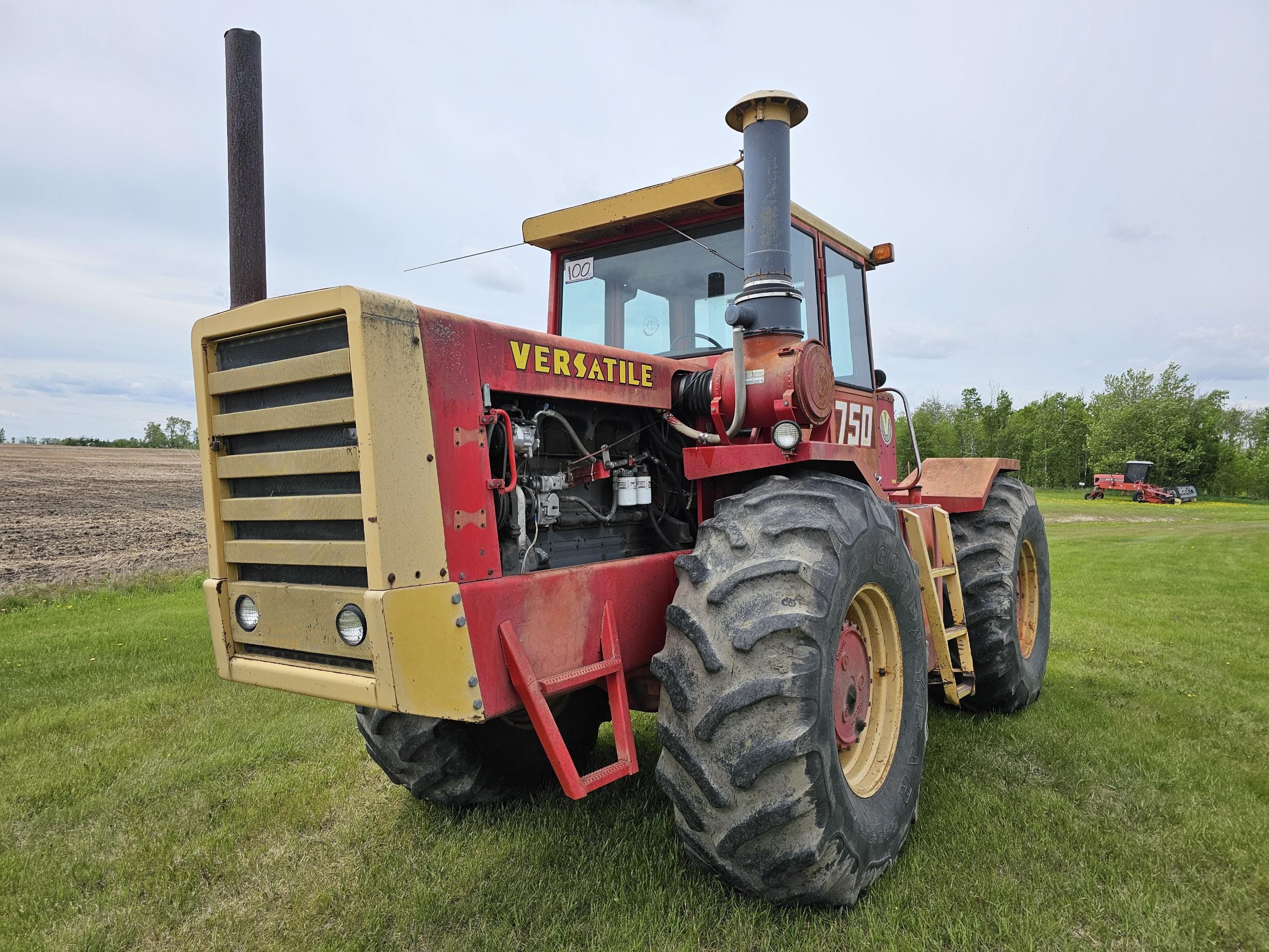 Main image Versatile 750