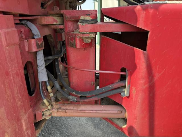 Image of Versatile 850 equipment image 2