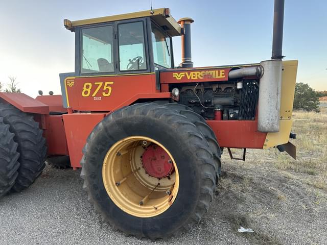 Image of Versatile 875 equipment image 4